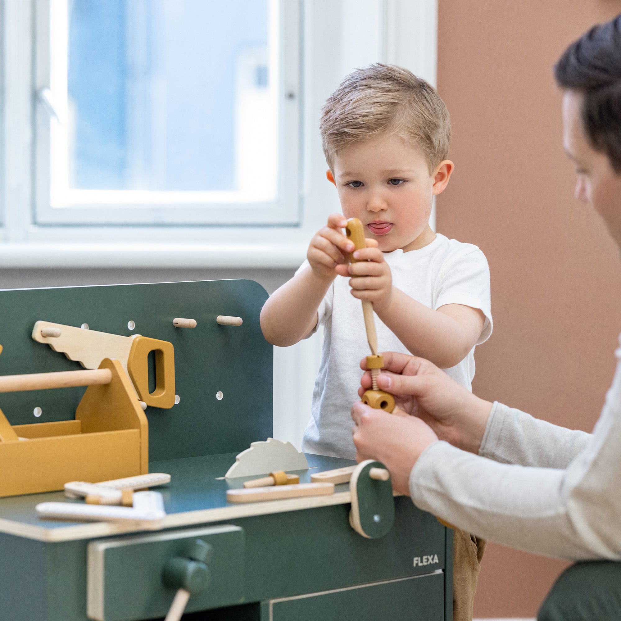5 Ways to Encourage Your Child’s Playing