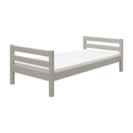 FLEXA-Einzelbett aus der CLASSIC-Serie in Grau mit horizontalen Latten, kindersichere Ausführung, ideal für ein Kinderzimmer.