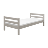FLEXA-Einzelbett aus der CLASSIC-Serie in Grau mit horizontalen Latten, kindersichere Ausführung, ideal für ein Kinderzimmer.