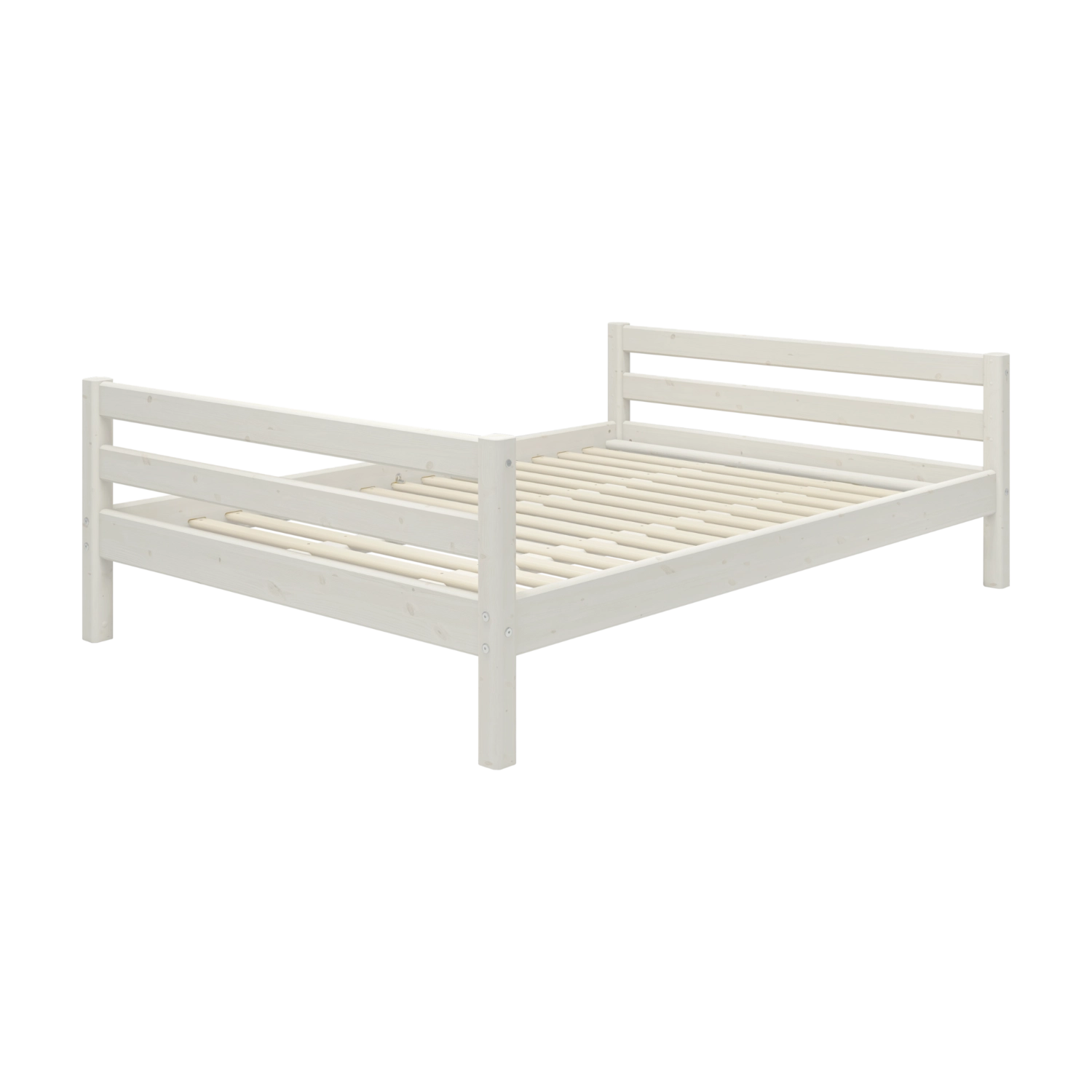 FLEXA Einzelbett aus massiver Kiefer in Weiß, 140 x 200 cm, mit modularem Lattenrost, kindersicheren Kanten, Studio-Hintergrund.