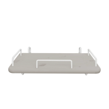 FLEXA Nachttisch, graues MDF mit abgerundeten Kanten, weiße Metallgriffe; kindersicheres Design für das Schlafzimmer.