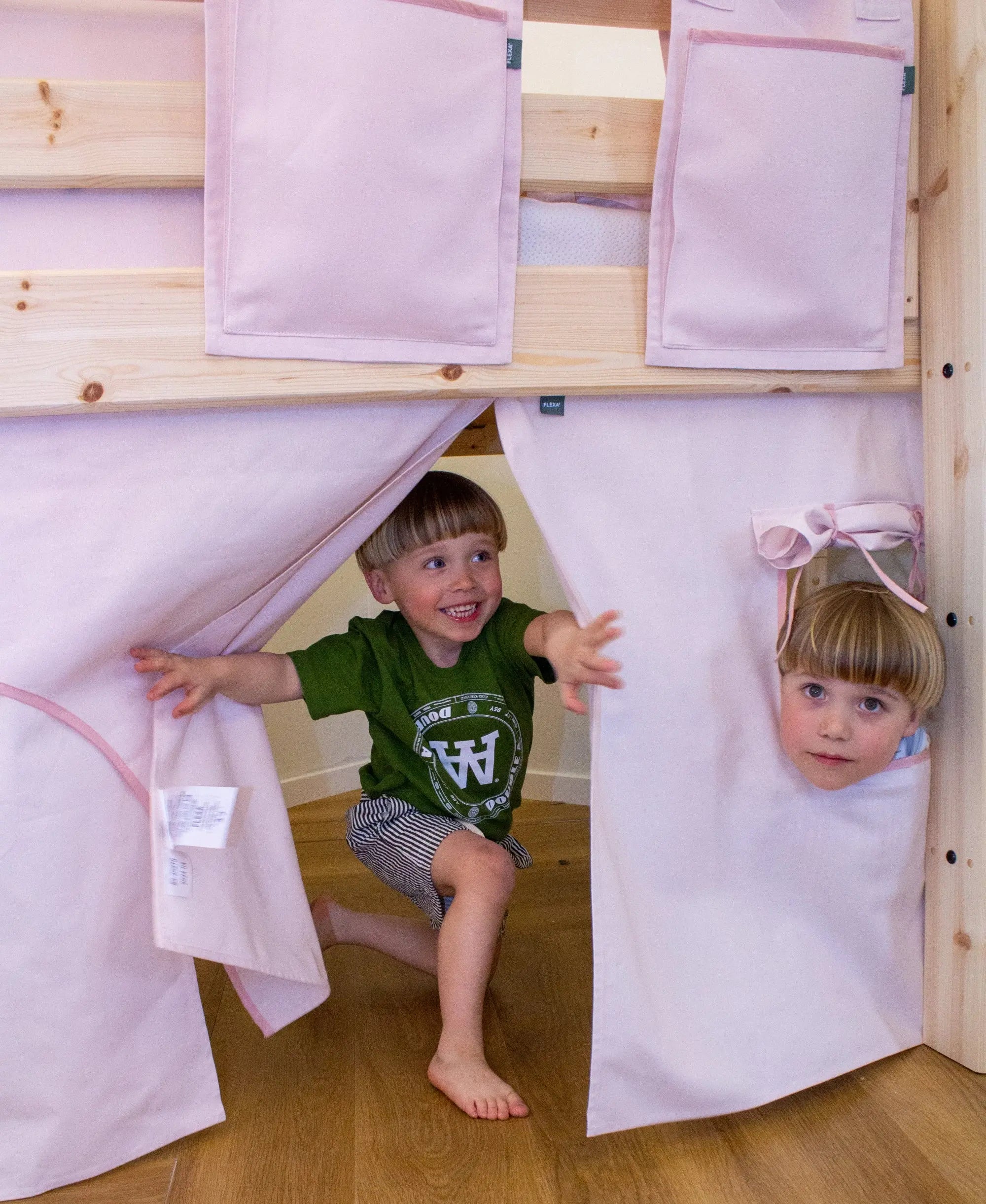 FLEXA Play Curtain for Beds, Rose