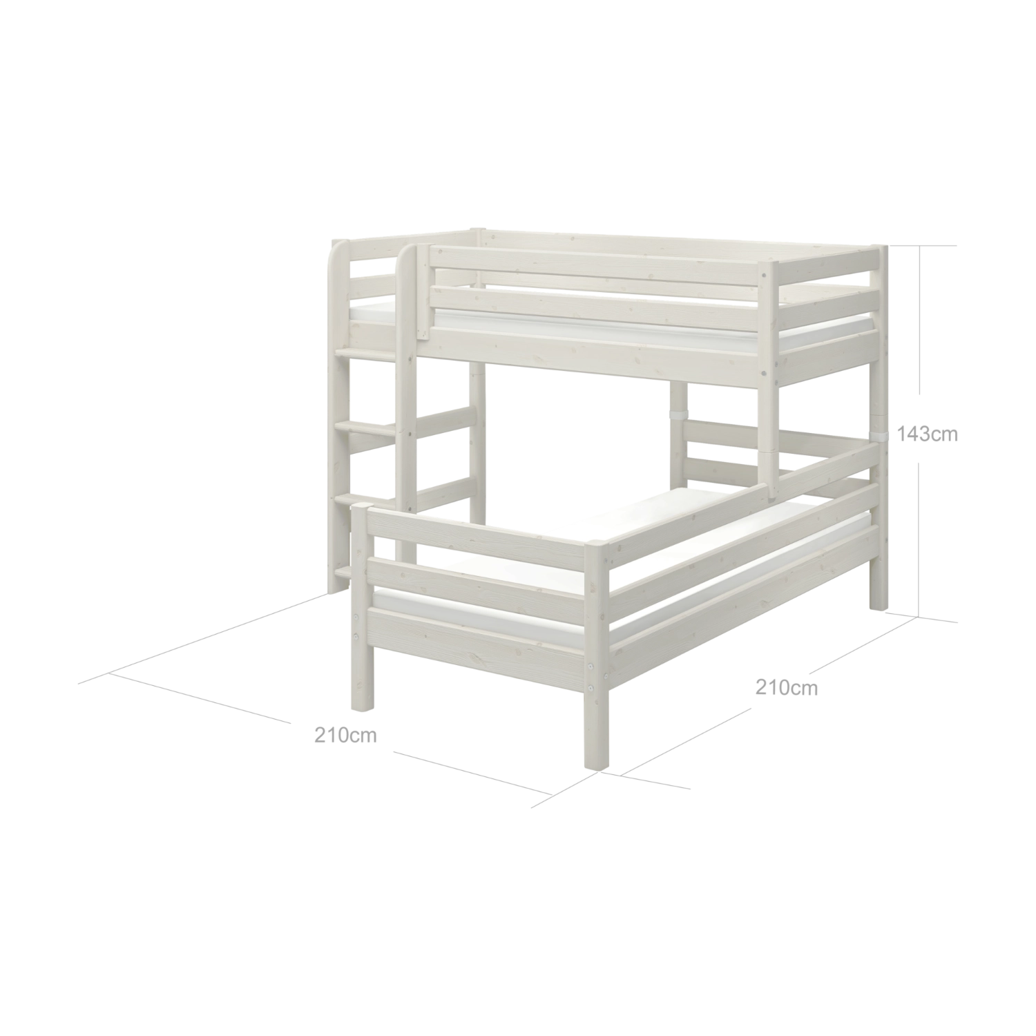 FLEXA CLASSIC Etagenbett aus Weißkiefer mit Leiter und Schutzgittern, abgebildet in einem Kinderzimmer, kindersichere Konstruktion deutlich erkennbar.
