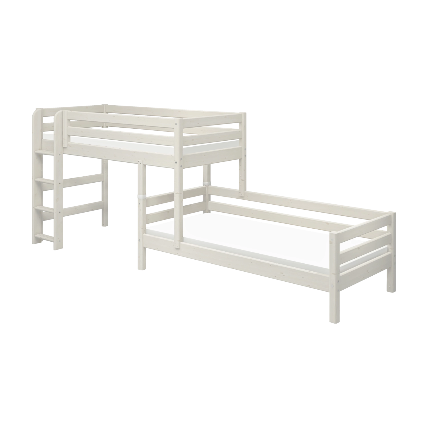 FLEXA-Etagenbett aus der CLASSIC-Serie aus weißer Kiefer, mit sichtbarer Leiter und Sicherheitsgeländer, abgebildet in einem Kinderzimmer.
