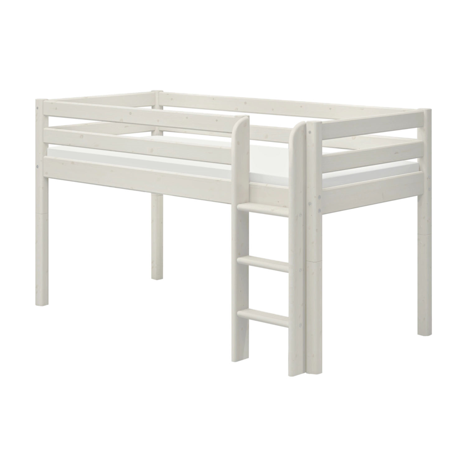 FLEXA-Hochbett aus der WHITE-Kollektion, massiver weißer Rahmen mit Schutzgitter und Leiter, vor einem einfarbigen Hintergrund.