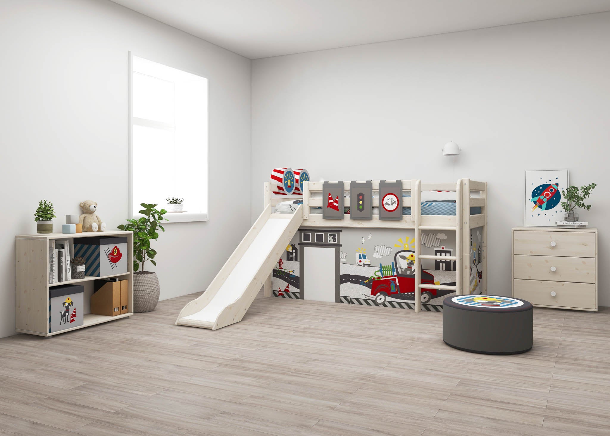 FLEXA-Hochbett 120 cm in Weiß mit Rutsche, Leiter und Feuerwehr-Motiv; kindersichere Ausführung für das Kinderzimmer.