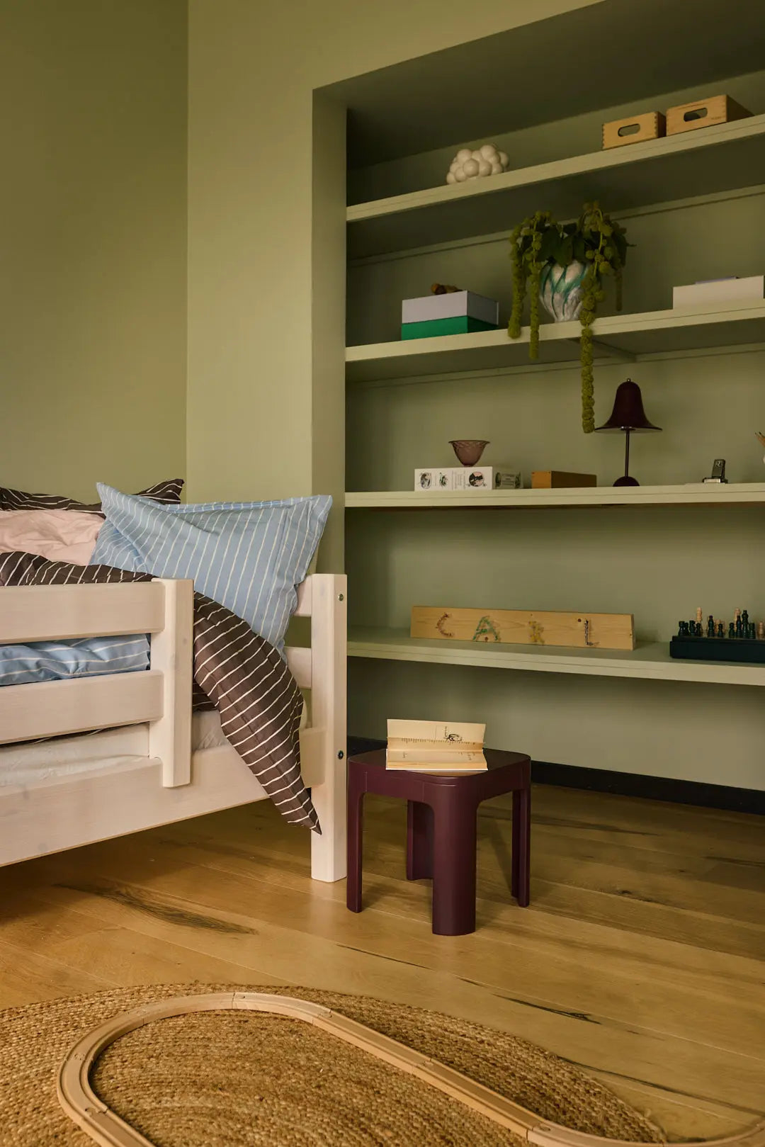 Single Bed with Safety Rail, 90x200 cm, White SINGLE_BED single-bed-with-safety-rail-white-washed-1  flexa-com.myshopify.com