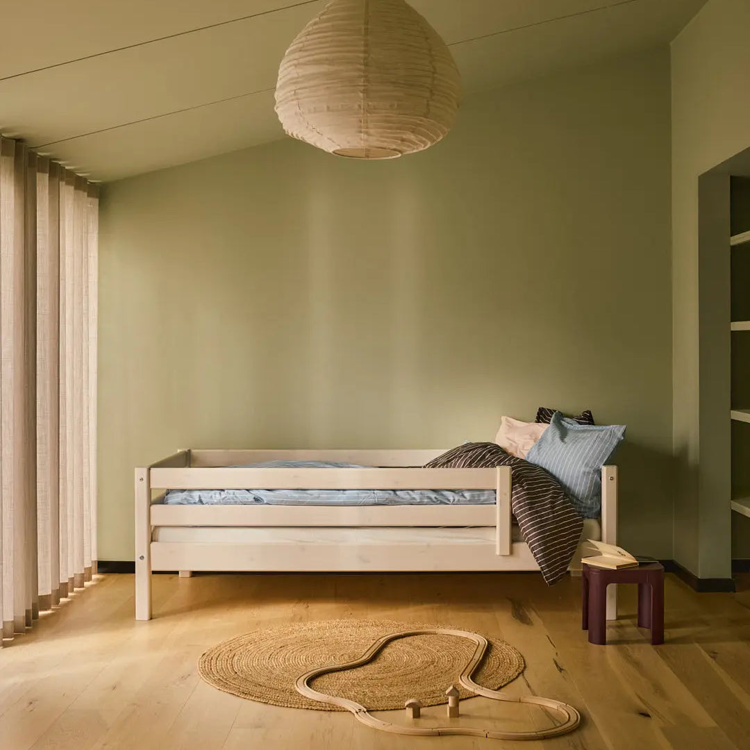 Single Bed with Safety Rail, 90x200 cm, White SINGLE_BED single-bed-with-safety-rail-white-washed-1  flexa-com.myshopify.com