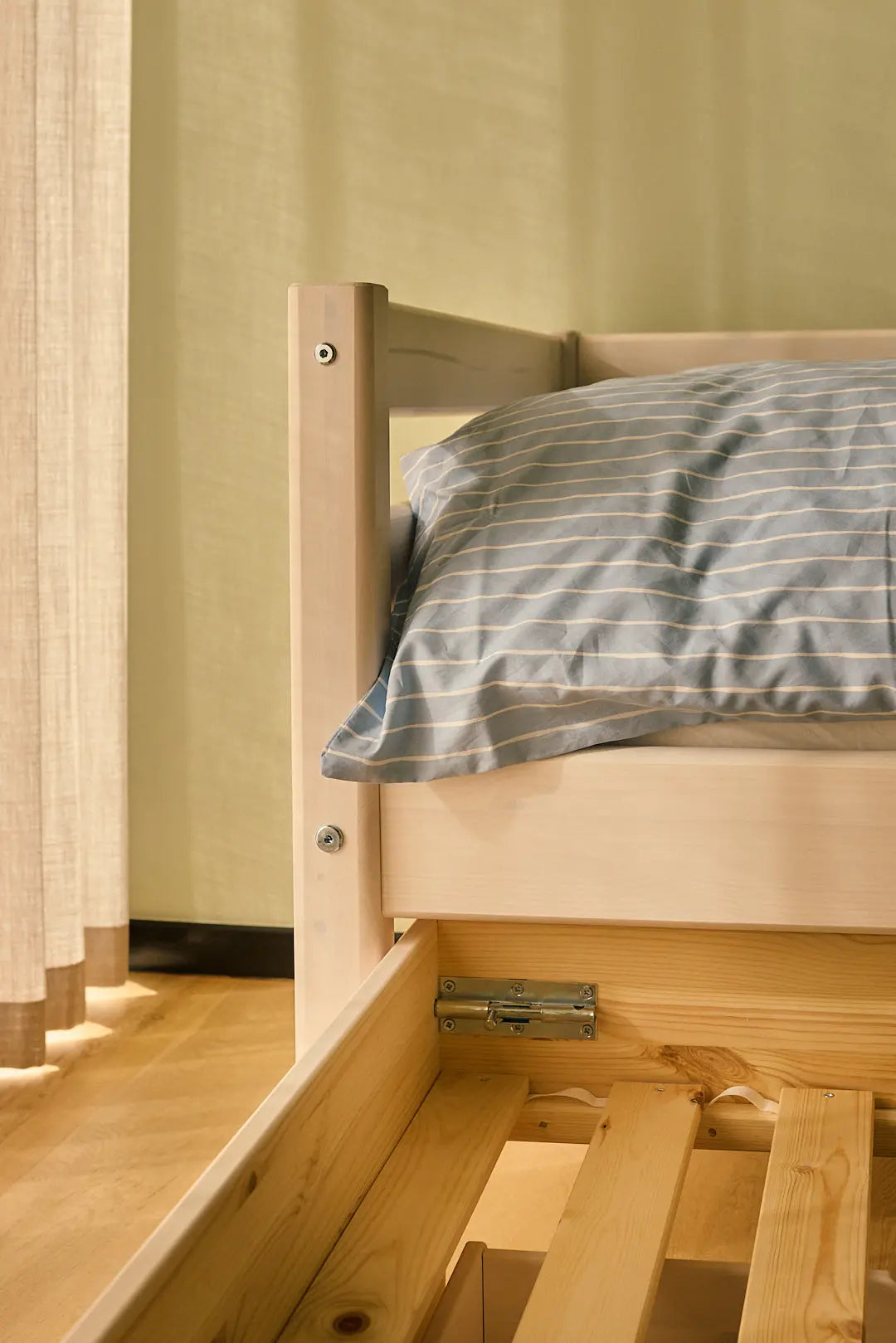 Single Bed with Pull-out Bed, 90x200 cm, White SINGLE_BED daybed-with-trundle-pullout-bed-white-washed  flexa-com.myshopify.com