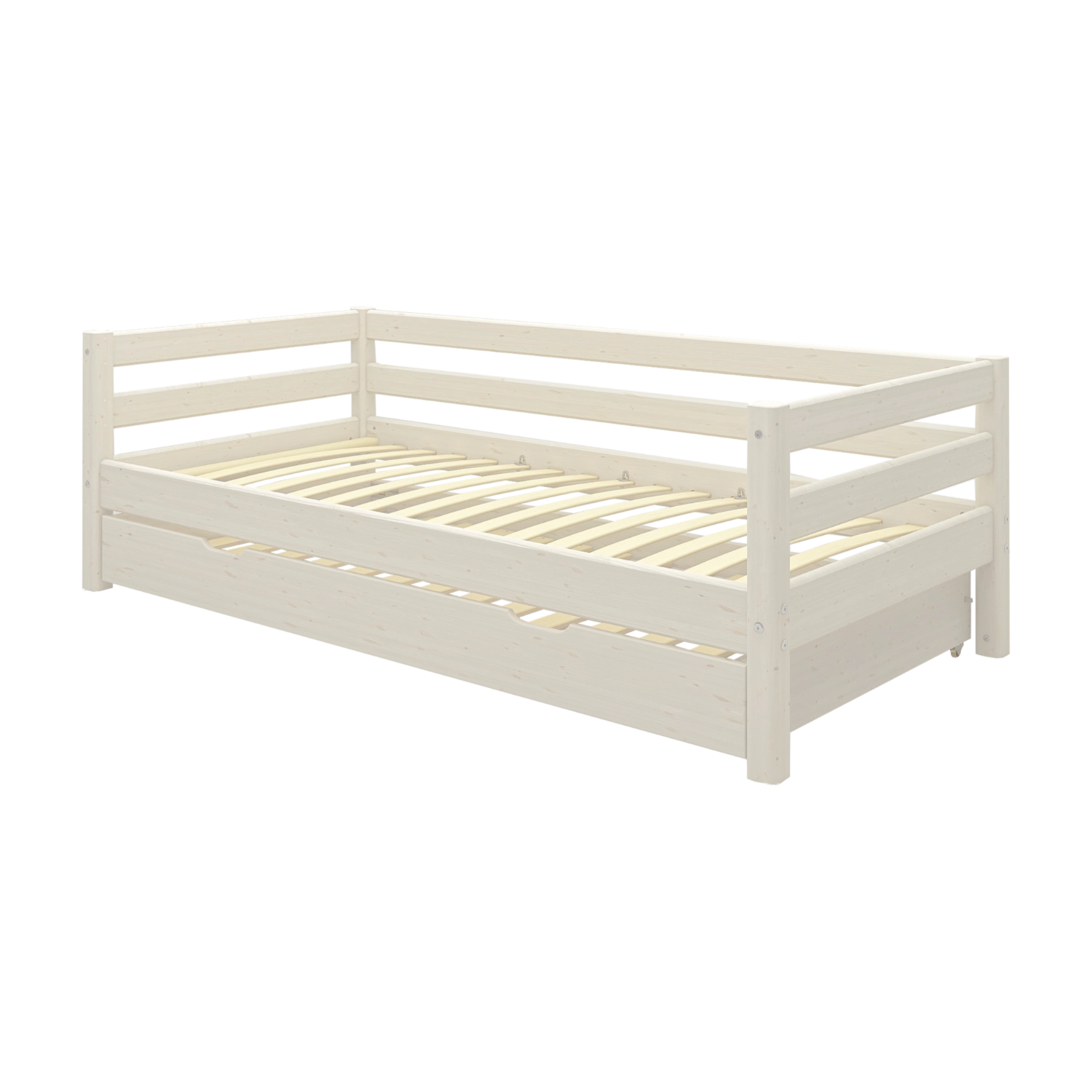 FLEXA-Einzelbett mit Ausziehbett, Kollektion CLASSIC, weißes Holz, Seitengitter zur Sicherheit, vor weißem Hintergrund.