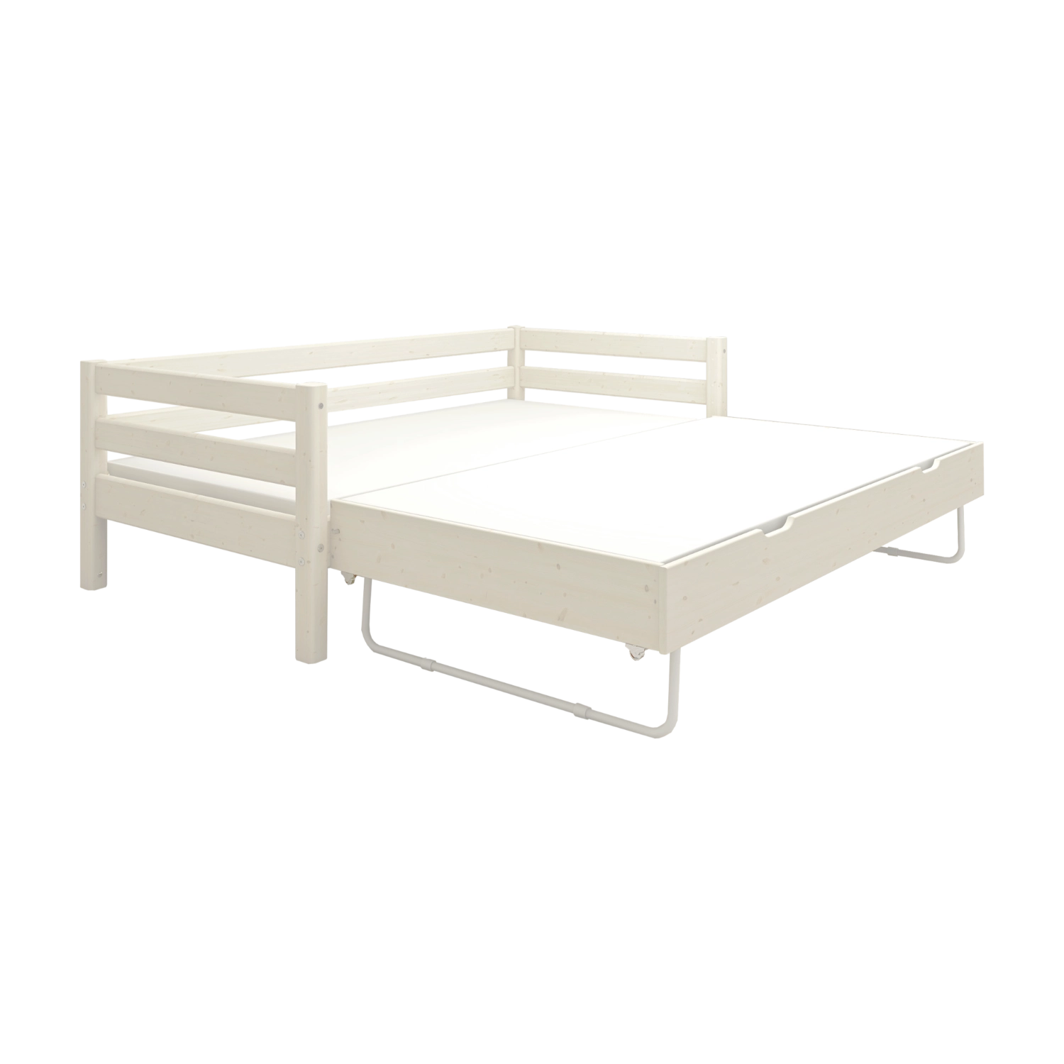 FLEXA-Einzelbett mit ausziehbarem Gästebett, weißes Holz, aus der WHITE-Kollektion, vor einfarbigem Hintergrund.