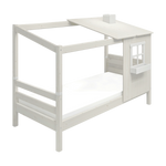 FLEXA Classic – weißes Einzelbett mit Leiter, Halbhaus-Rahmen und Fenster, kindersicher; abgebildet in einem Kinderzimmer.