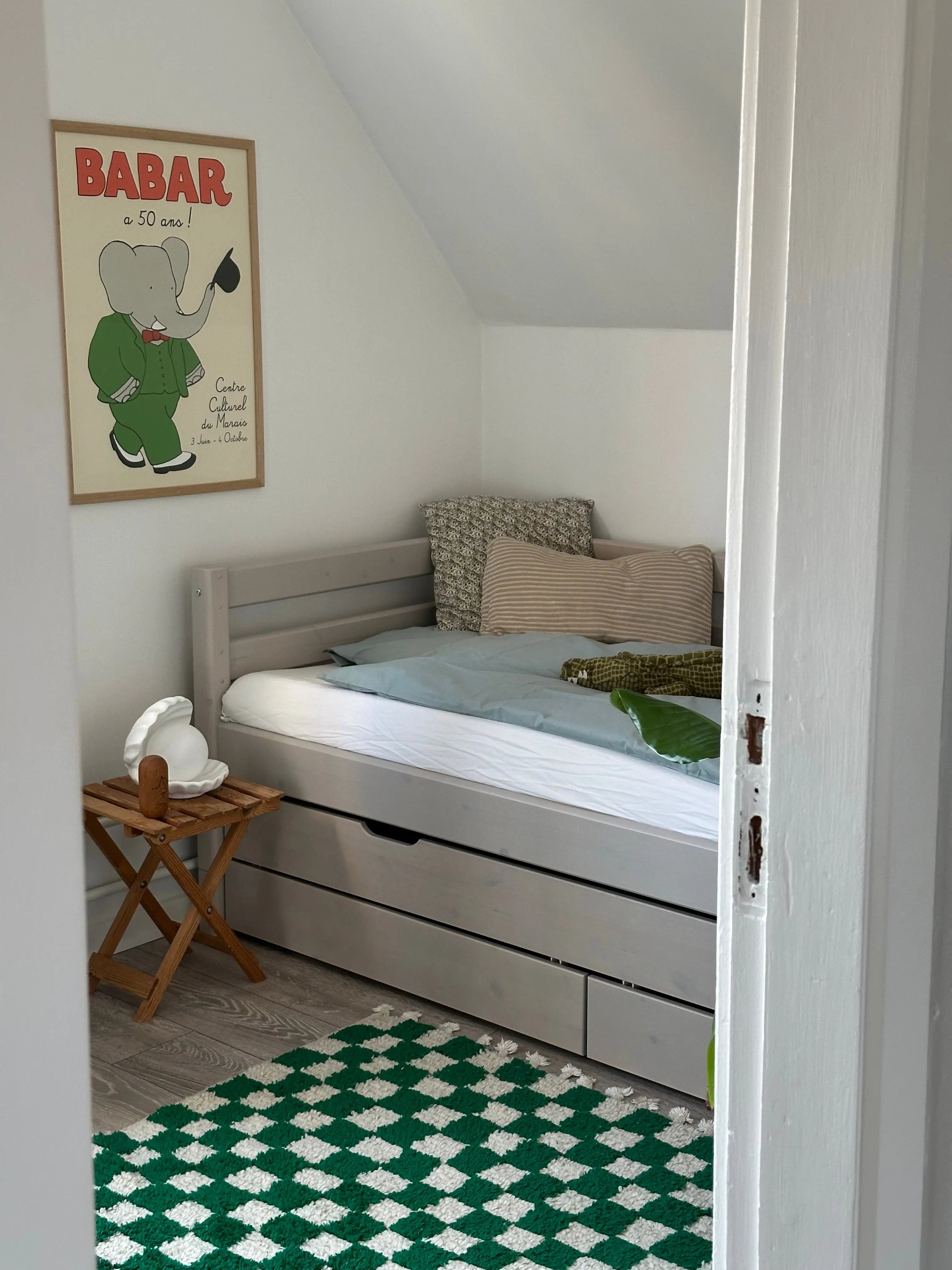 Single Bed with Pull-out Bed, Storage and Safety Rail, 90x200 cm, Grey SINGLE_BED single-bed-with-trundle-pullout-bed-grey-washed  flexa-com.myshopify.com